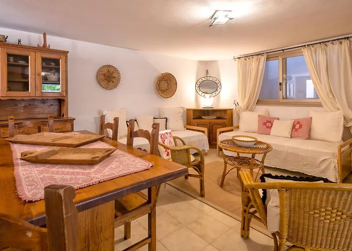 Sardinia Re - La Paloma Villa *