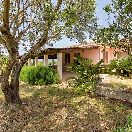 Sardinia Re - La Paloma Villa *